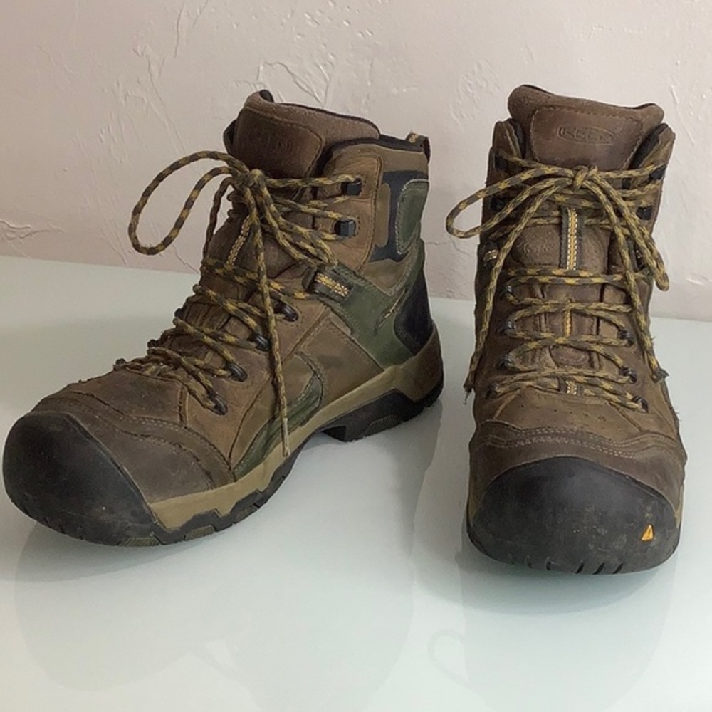 Keen utility Davenport steel toes mid waterproof leather ankle boots SZ 9.5D EUC